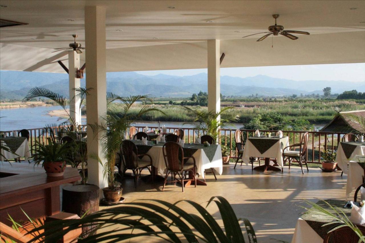 Maekok River Village Resort Mae Ai Екстер'єр фото