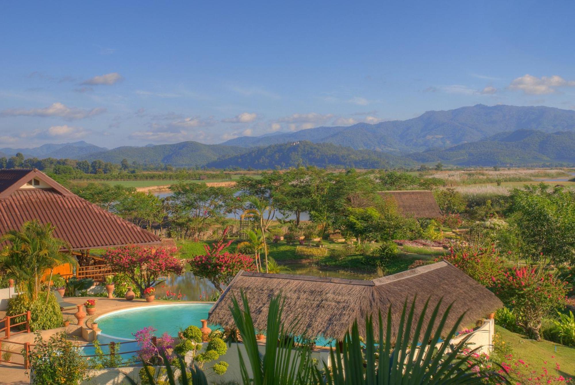 Maekok River Village Resort Mae Ai Екстер'єр фото