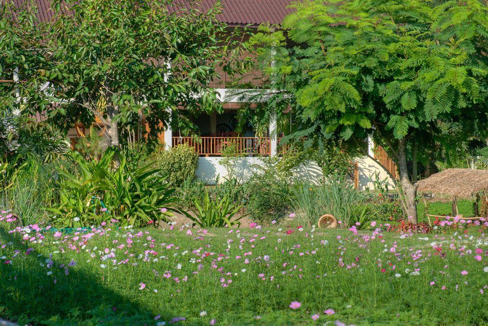 Maekok River Village Resort Mae Ai Екстер'єр фото