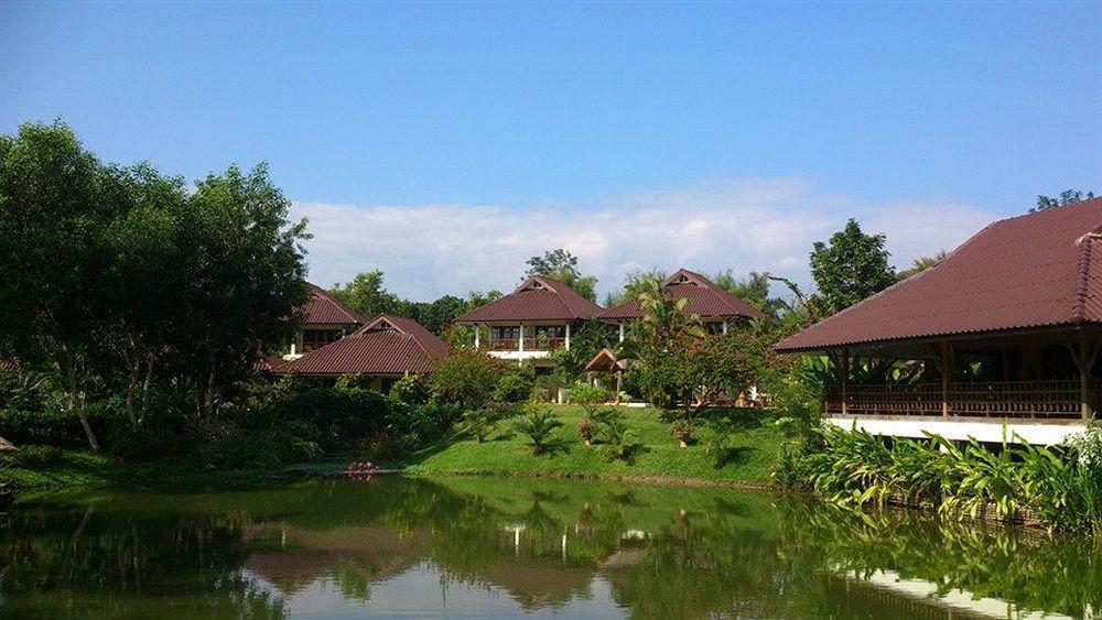 Maekok River Village Resort Mae Ai Екстер'єр фото