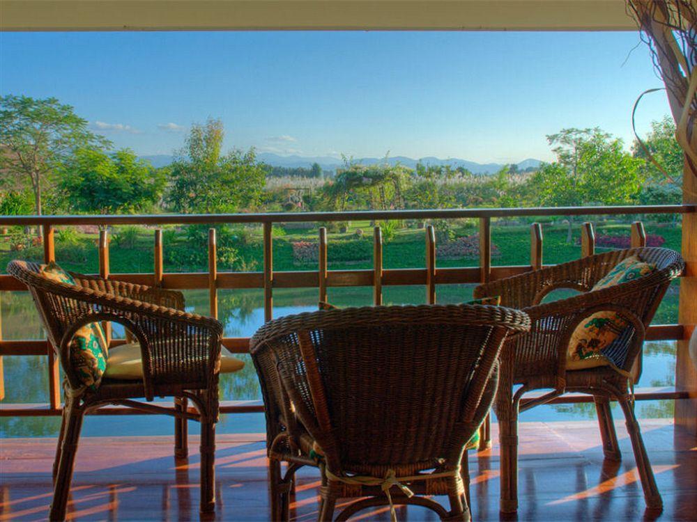 Maekok River Village Resort Mae Ai Екстер'єр фото
