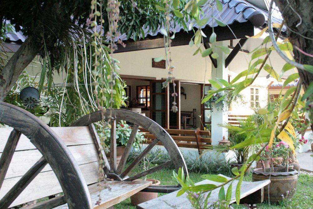 Maekok River Village Resort Mae Ai Екстер'єр фото