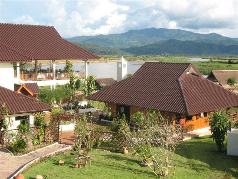 Maekok River Village Resort Mae Ai Екстер'єр фото