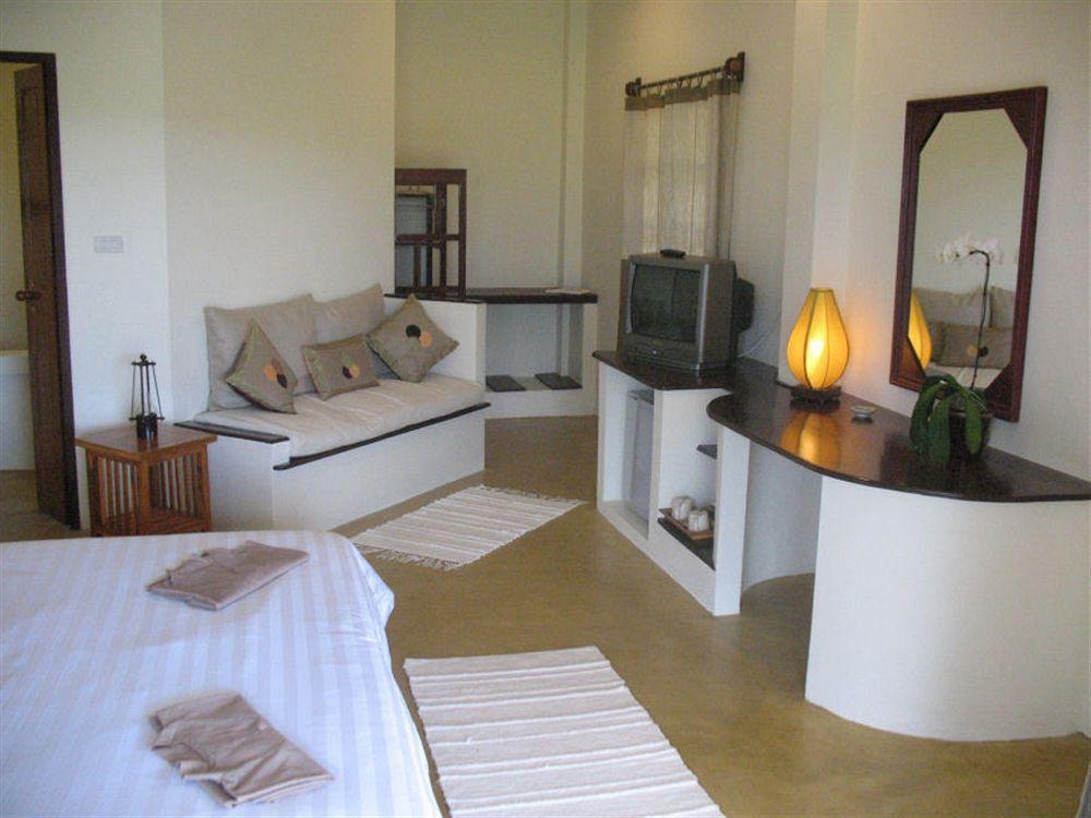 Maekok River Village Resort Mae Ai Екстер'єр фото