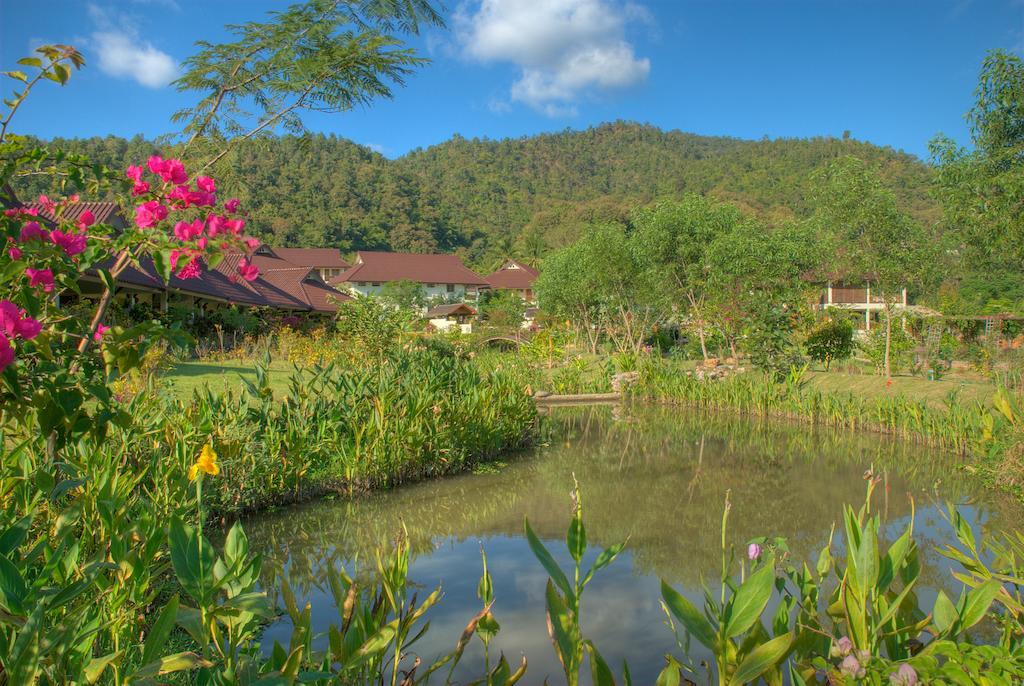 Maekok River Village Resort Mae Ai Екстер'єр фото