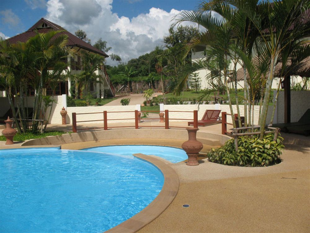 Maekok River Village Resort Mae Ai Екстер'єр фото
