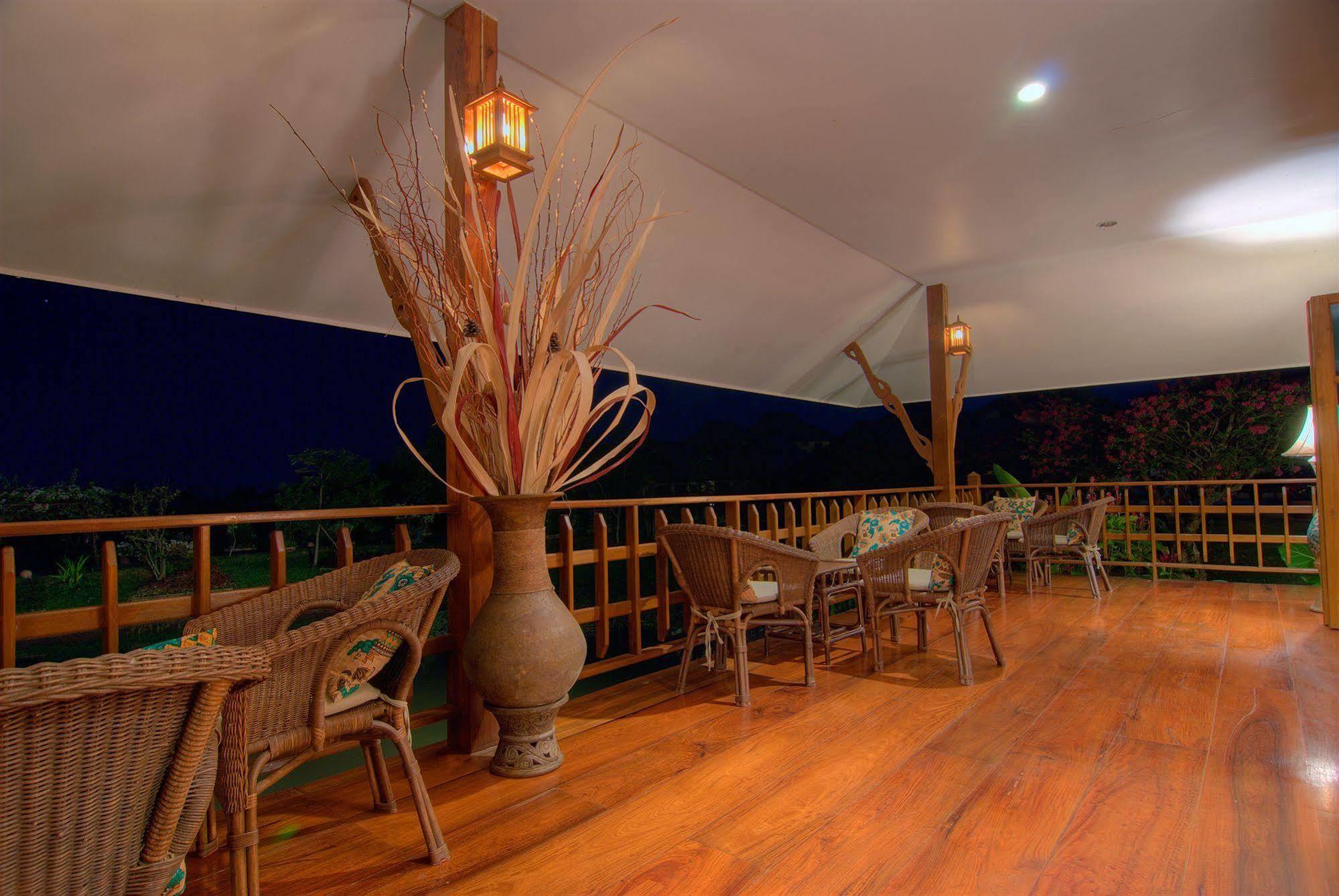 Maekok River Village Resort Mae Ai Екстер'єр фото
