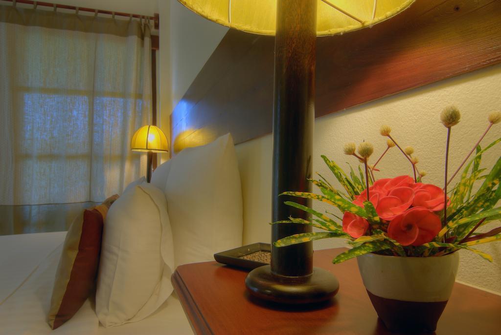 Maekok River Village Resort Mae Ai Екстер'єр фото